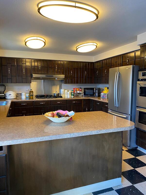 clean kitchen